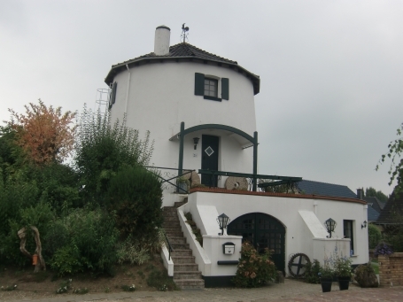 Kranenburg : Scheffenthum, Neuenhofer Mühle, Turmholländer, umgebaut zu einem Wohnhaus 